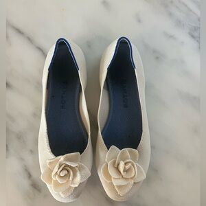 Rothy’s petal flats size 37